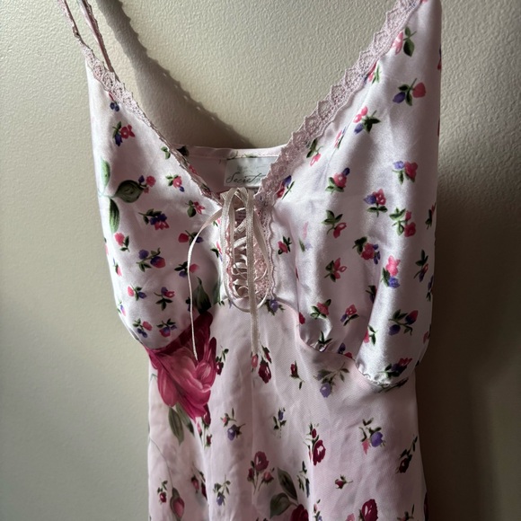 Secret Treasures Floral Mesh and Satin Mini Dress - Picture 2 of 7